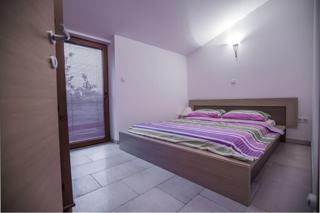Apartments Villa Kras Krk Malinska Eksteriør bilde