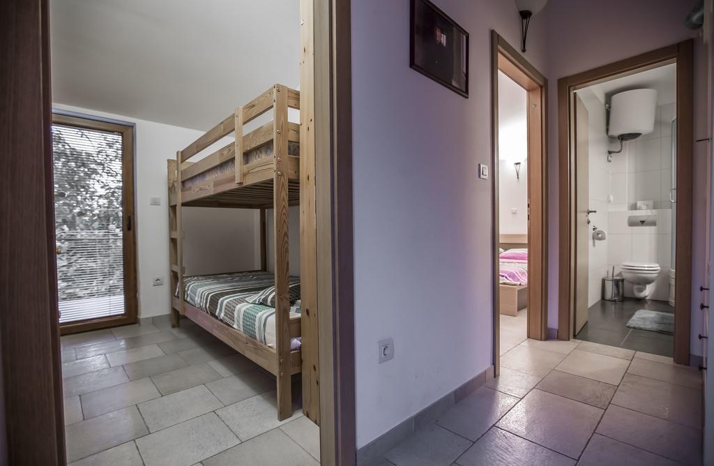 Apartments Villa Kras Krk Malinska Eksteriør bilde