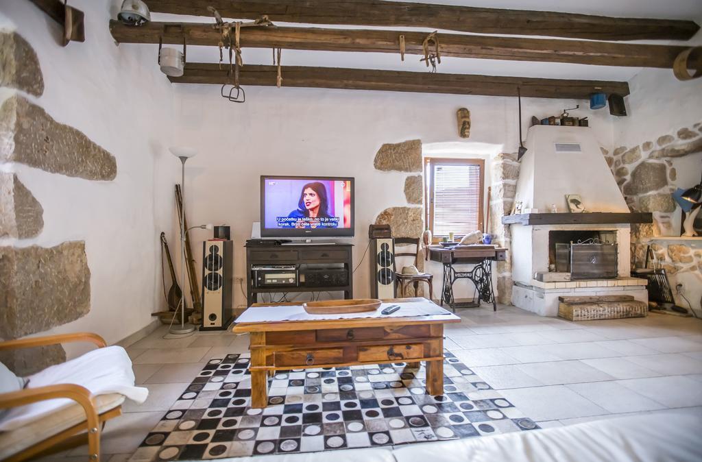 Apartments Villa Kras Krk Malinska Eksteriør bilde